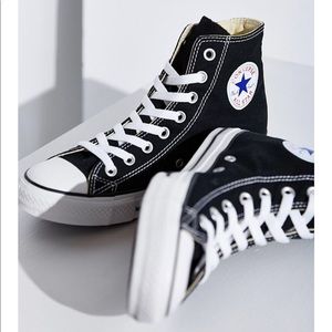 Converse Chuck Taylor All Star High Top Sneaker